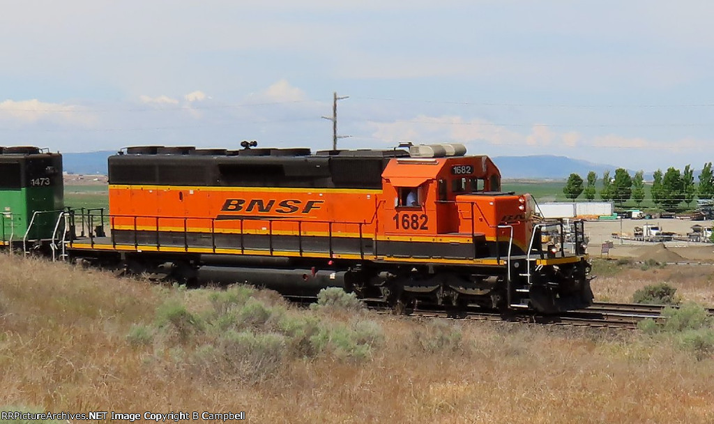 BNSF 1682